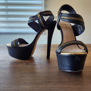 NEW with defects:Zigi Soho Size 11 Black 6" platform heels